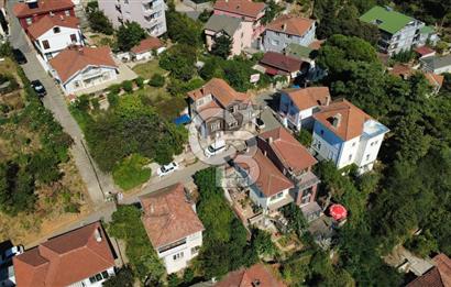 Beykoz da deniz manzaralı bahçeli 2.derece tarihi köşk