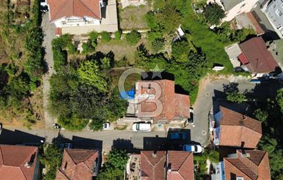 Beykoz da deniz manzaralı bahçeli 2.derece tarihi köşk