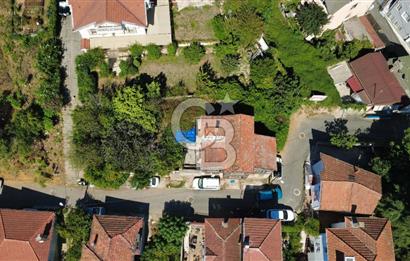 Beykoz da deniz manzaralı bahçeli 2.derece tarihi köşk
