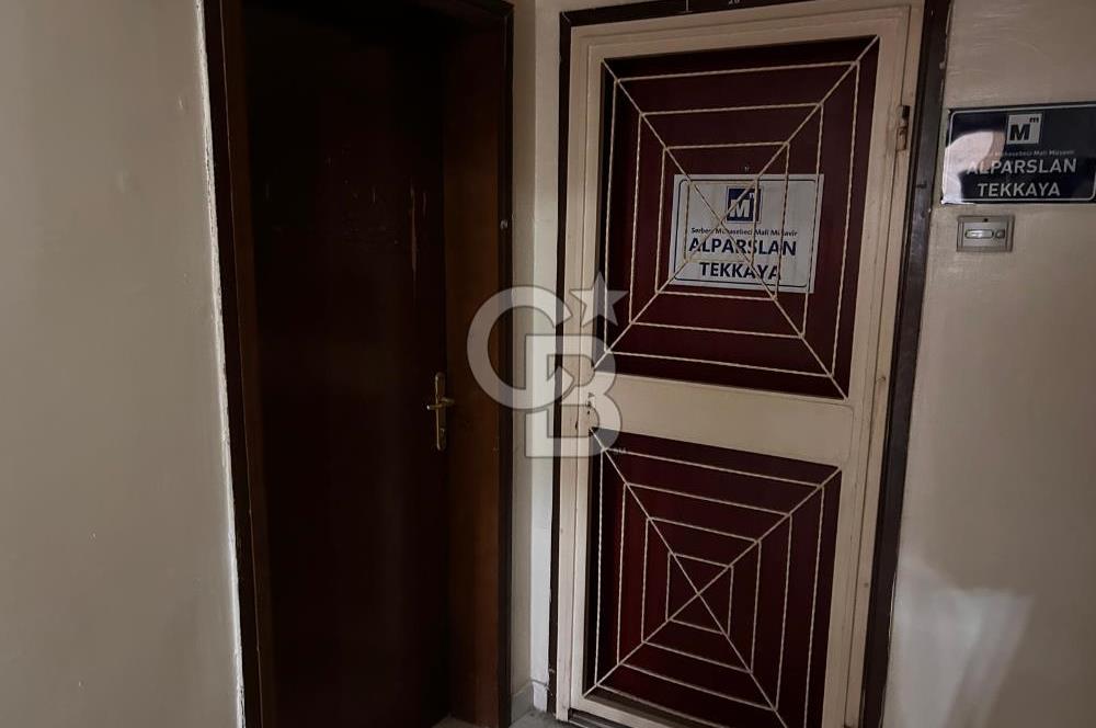 CB CITY'DEN DOKTORLAR CAD BAŞKURT İŞ MERKEZİNDE SATILIK OFİS