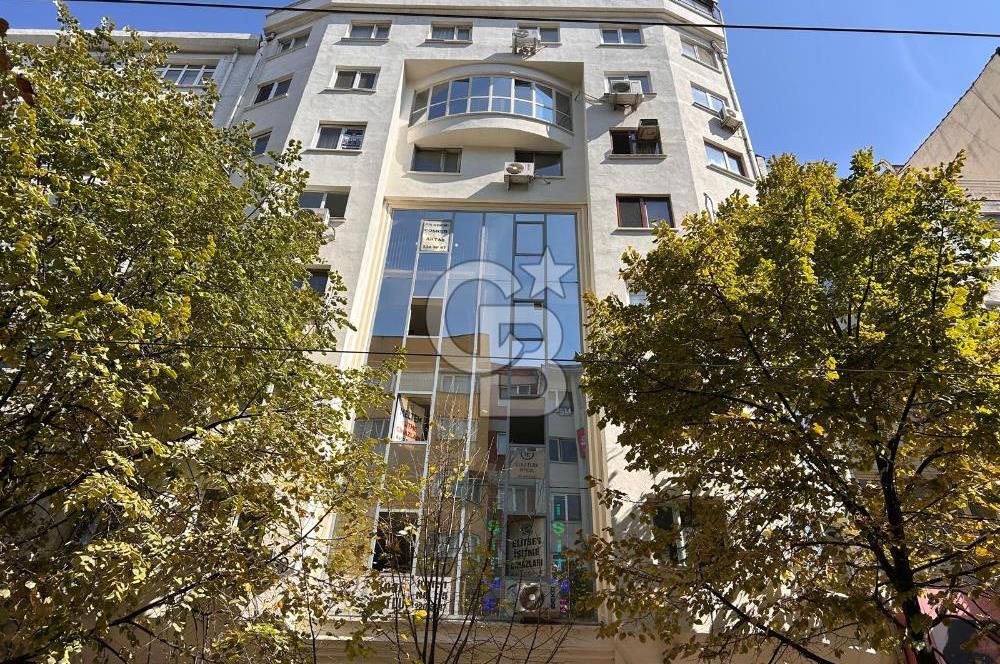 CB CITY'DEN DOKTORLAR CAD BAŞKURT İŞ MERKEZİNDE SATILIK OFİS