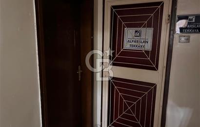 CB CITY'DEN DOKTORLAR CAD BAŞKURT İŞ MERKEZİNDE SATILIK OFİS