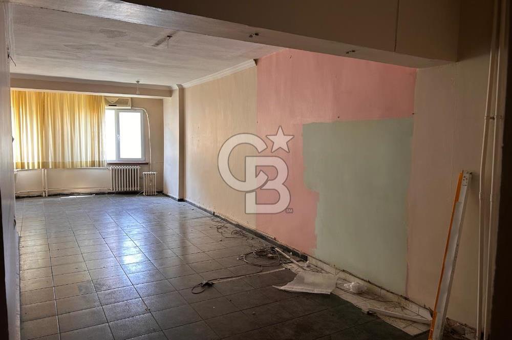 CB CITY'DEN DOKTORLAR CAD BAŞKURT İŞ MERKEZİNDE SATILIK OFİS