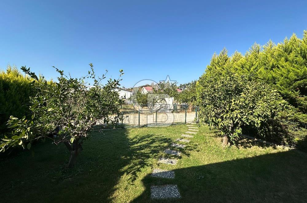 Sığacık Teos Park Evlerinde Müstakil Bahçeli 2+1 Eşyalı Daire