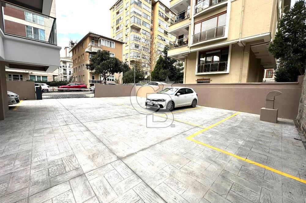 Göztepe bağdat caddesine parelel 3+1 sıfır bina balkon 120 net