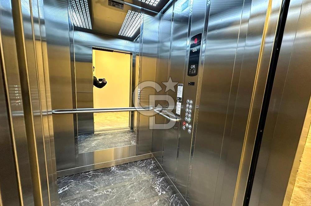 Göztepe bağdat caddesine parelel 3+1 sıfır bina balkon 120 net