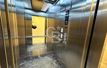 Göztepe bağdat caddesine parelel 3+1 sıfır bina balkon 120 net