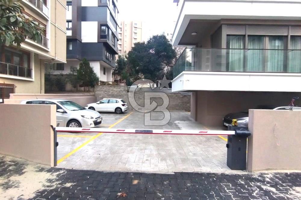 Göztepe bağdat caddesine parelel 3+1 sıfır bina balkon 120 net