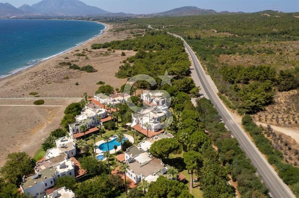 Datça'da Denize Sıfır Havuzlu Sitede Satılık 2+1 Villa