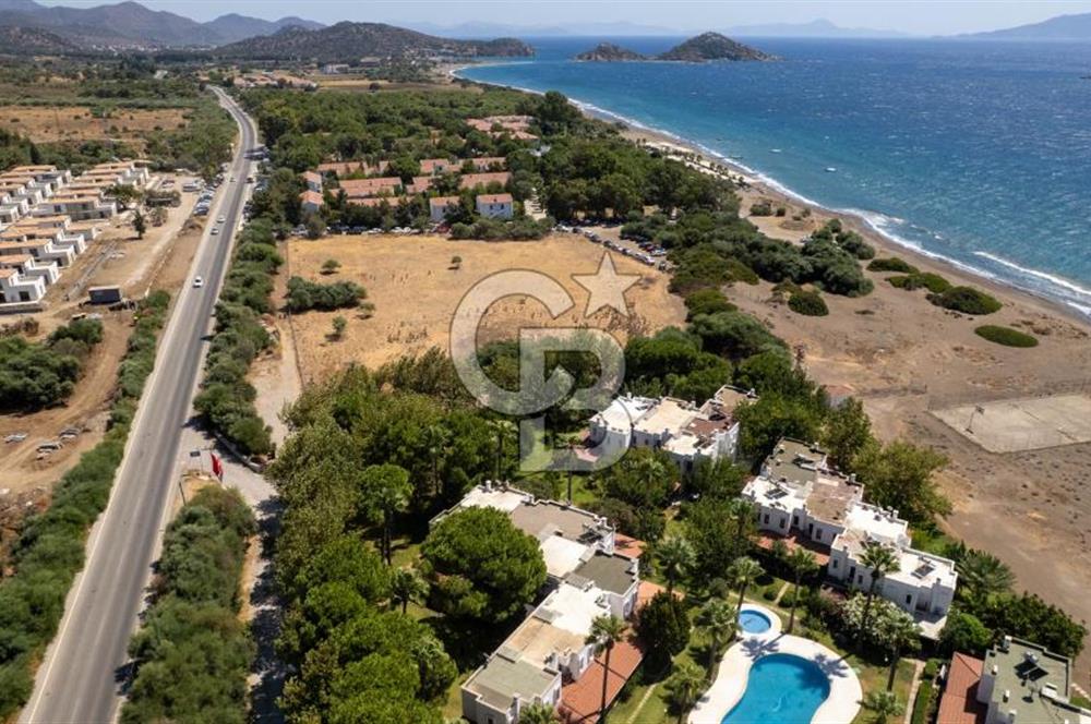 Datça'da Denize Sıfır Havuzlu Sitede Satılık 2+1 Villa