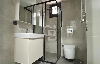 Suadiye'de sıfır caddeye yakın merkezi konum 2+1 daire