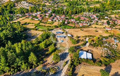 YENİCE AŞAĞIÇAVUŞ KÖYÜNDE 2.071 M² KÖY İÇİ İMARLI SATILIK ARSA