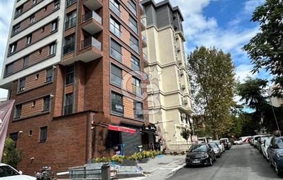 Suadiye'de sıfır caddeye yakın merkezi konum 2+1 daire