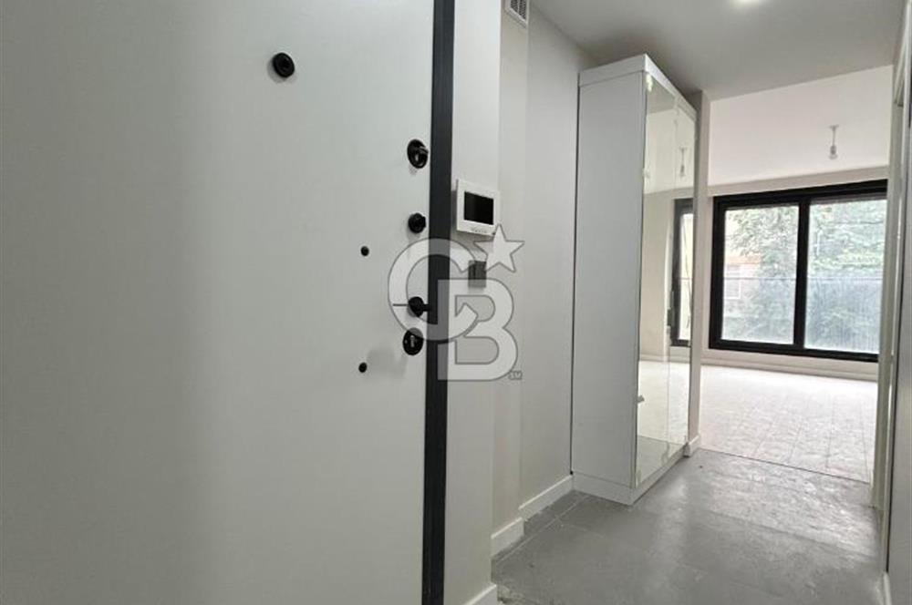 Suadiye'de sıfır caddeye yakın merkezi konum 2+1 daire