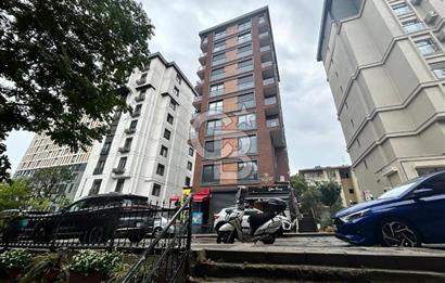 Suadiye'de sıfır caddeye yakın merkezi konum 2+1 daire
