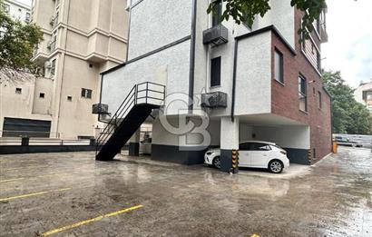 Suadiye'de sıfır caddeye yakın merkezi konum 2+1 daire