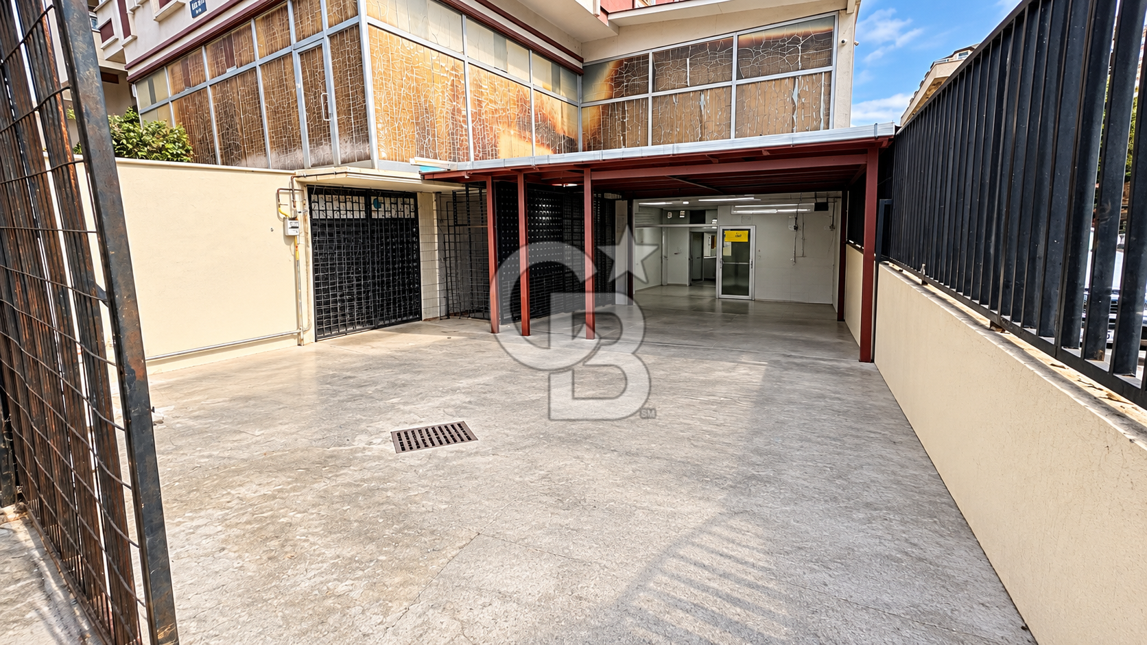 KAYIŞDAĞI 450 M2 DÜKKAN, ATÖLYE, ÜRETİM, DEPO MÜSAİT İŞYERİ