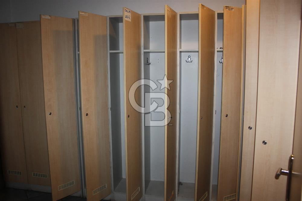 ATAŞEHİR ARAÇ GİRİŞLİ 3.300 M² ÜRETİM MONTAJ DEPO TESİSİ