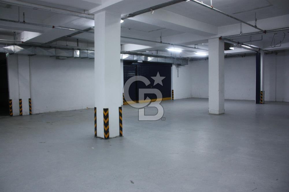 ATAŞEHİR ARAÇ GİRİŞLİ 3.300 M² ÜRETİM MONTAJ DEPO TESİSİ