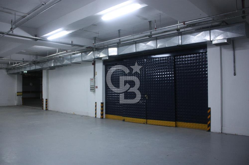 ATAŞEHİR ARAÇ GİRİŞLİ 3.300 M² ÜRETİM MONTAJ DEPO TESİSİ