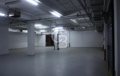 ATAŞEHİR ARAÇ GİRİŞLİ 3.300 M² ÜRETİM MONTAJ DEPO TESİSİ
