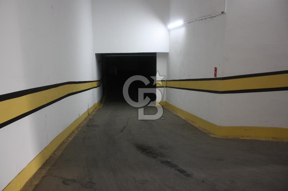 ATAŞEHİR ARAÇ GİRİŞLİ 3.300 M² ÜRETİM MONTAJ DEPO TESİSİ