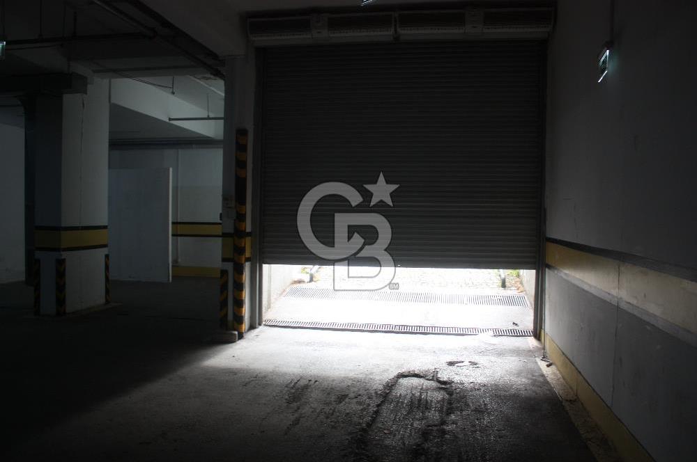ATAŞEHİR ARAÇ GİRİŞLİ 3.300 M² ÜRETİM MONTAJ DEPO TESİSİ