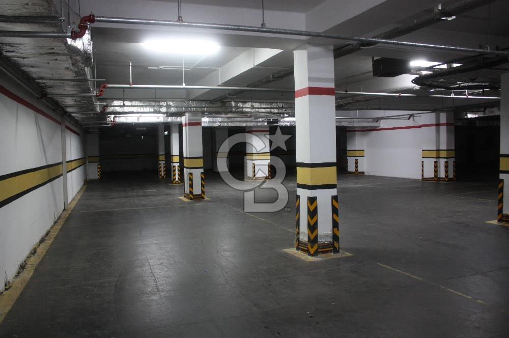 ATAŞEHİR ARAÇ GİRİŞLİ 3.300 M² ÜRETİM MONTAJ DEPO TESİSİ