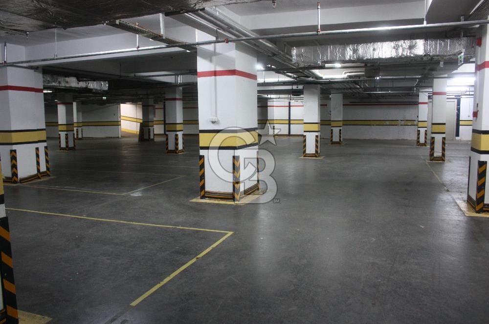 ATAŞEHİR ARAÇ GİRİŞLİ 3.300 M² ÜRETİM MONTAJ DEPO TESİSİ
