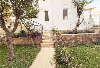 DATÇA MERKEZDE BAHÇELİ 2+1 YILLIK KİRALIK - 1 - 374799