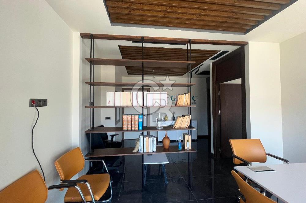 1071 USTA PLAZA'DA 1+1 EŞYALI KİRALIK OFİS