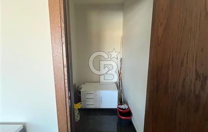 1071 USTA PLAZA'DA 1+1 EŞYALI KİRALIK OFİS