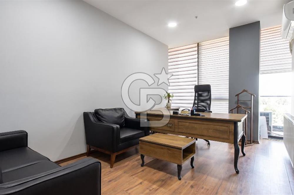 BİÇEN PLAZADA İŞİNİZE DEĞER KATACAK SATILIK PRESTİJLİ OFİS