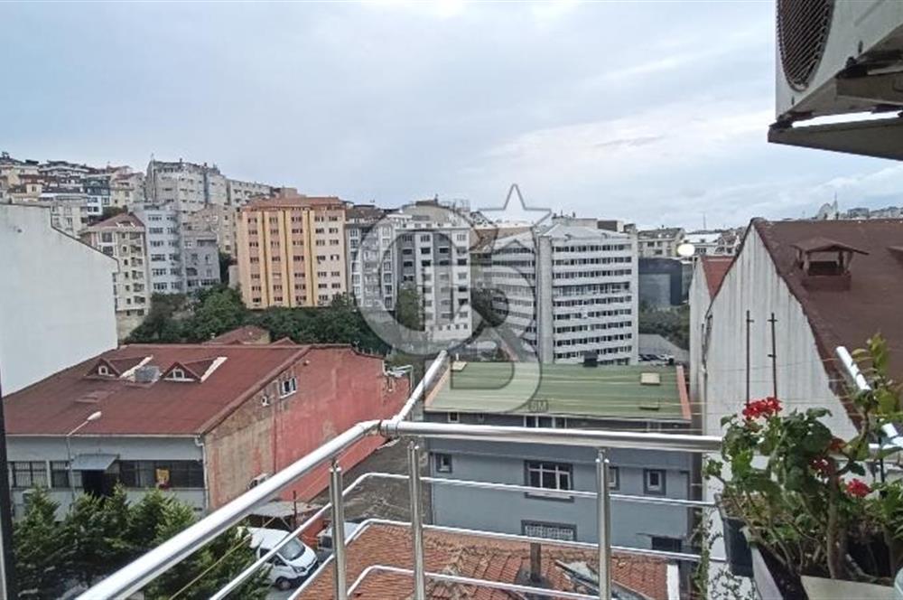 Kağıthane Gürsel'de Satılık Eşyalı 3+1 Geniş Daire