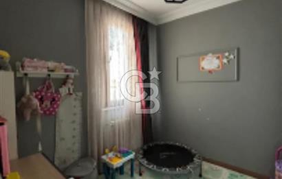 Acıbadem Nişantaşında Çamlıca Manzaralı Çatı Dubleksi 