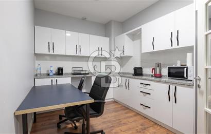 BİÇEN PLAZADA İŞİNİZE DEĞER KATACAK SATILIK PRESTİJLİ OFİS