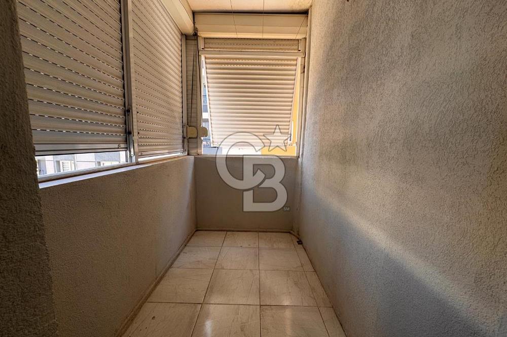 BUCA YILDIZ MAH SİTE İÇERİSİNDE 3.KAT 3+1 115m2 D.GAZLI OTOPARKL