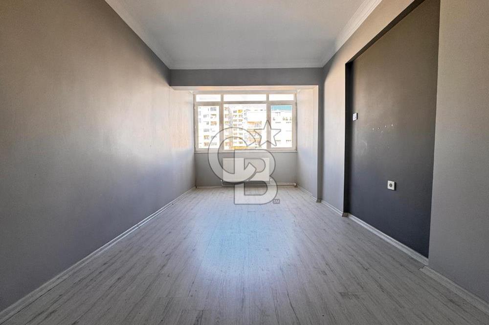 BUCA YILDIZ MAH SİTE İÇERİSİNDE 3.KAT 3+1 115m2 D.GAZLI OTOPARKL