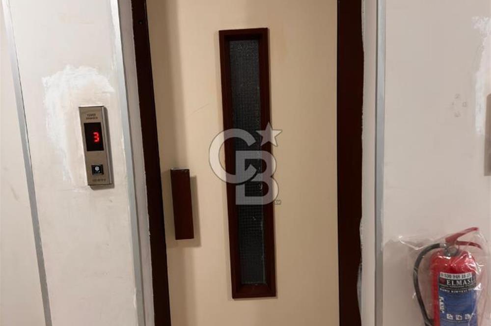 BUCA YILDIZ MAH SİTE İÇERİSİNDE 3.KAT 3+1 115m2 D.GAZLI OTOPARKL