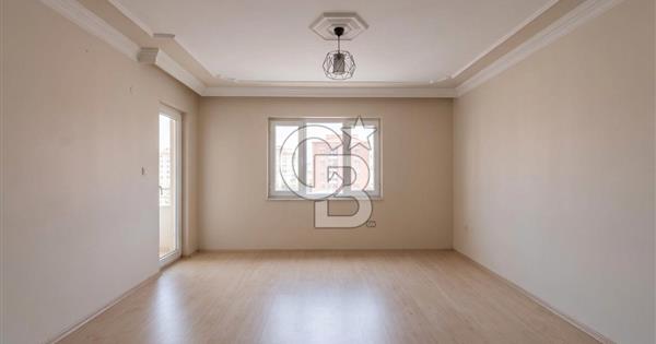 SELÇUKBEY Prof.TEZOK CADDESİ ÜZERİNDE KİRALIK 2+1 DAİRE - 374858