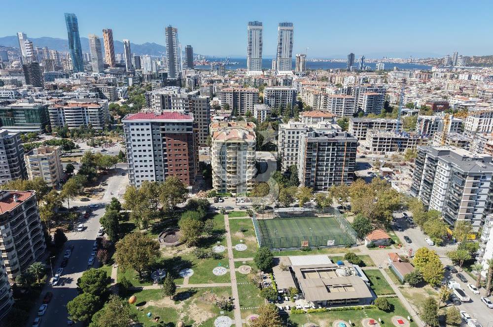 İzmir Bayraklı Mansuroğlu mah. matematik parkı cepheli satılık 3+1 daire