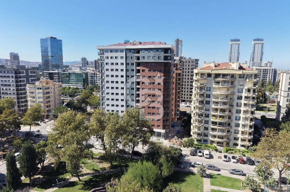 İzmir Bayraklı Mansuroğlu mah. matematik parkı cepheli satılık 3+1 daire