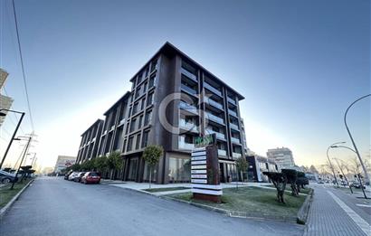 ÖZLÜCE MOSSA ROOMSTA KİRALIK 2+1 PRESTİJLİ MOBİLYALI OFİS