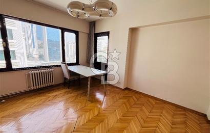NİŞANTAŞI TEŞVİKİYEDE VALİKONAĞINA 50 MT.200 M² NET GENİŞ 3+1