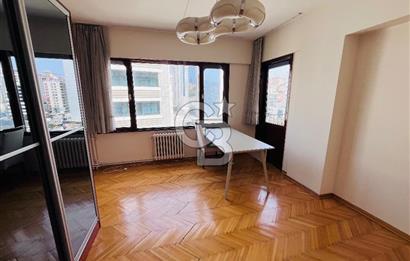 NİŞANTAŞI TEŞVİKİYEDE VALİKONAĞINA 50 MT.200 M² NET GENİŞ 3+1