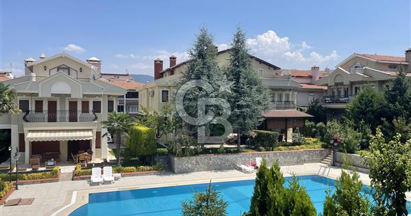 Çamlıca Anadolu Lisesi Yanı| Gümüş Konakları'nda Kiralık Villa - 374870