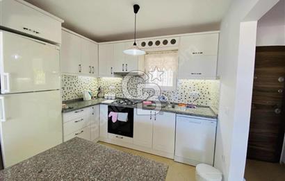 Denize sıfır sitede köşe başı 4+1 villa