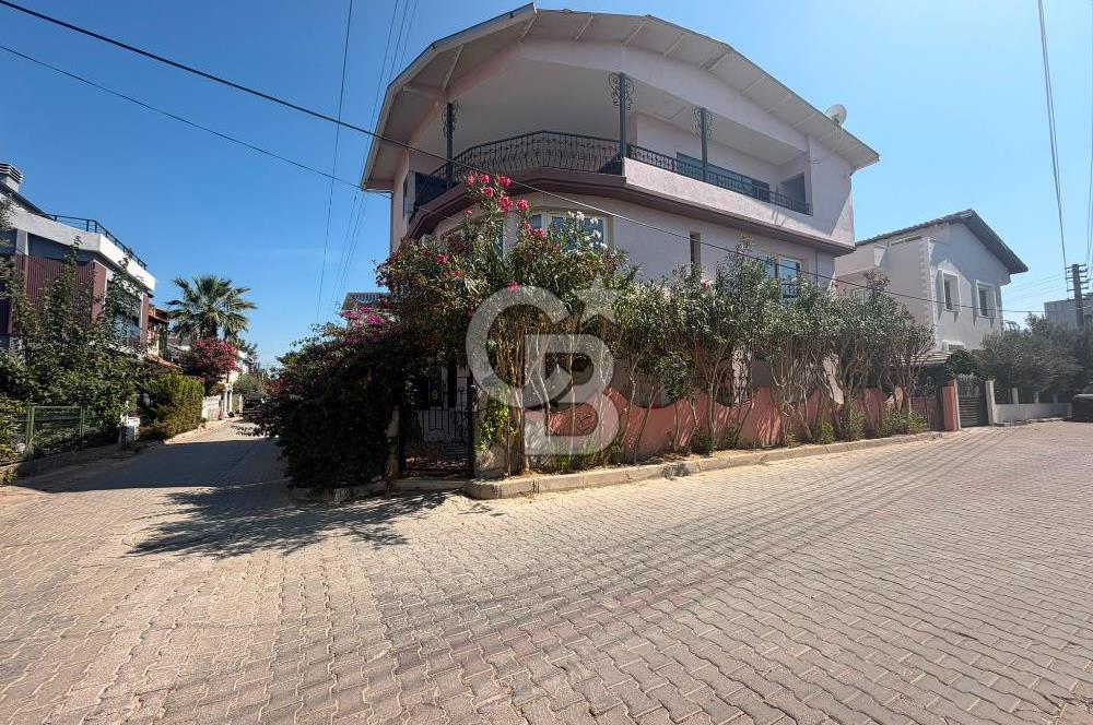 YALI MAHALLESİNDE MİGROSUN ARKASINDA KİRALIK VİLLA