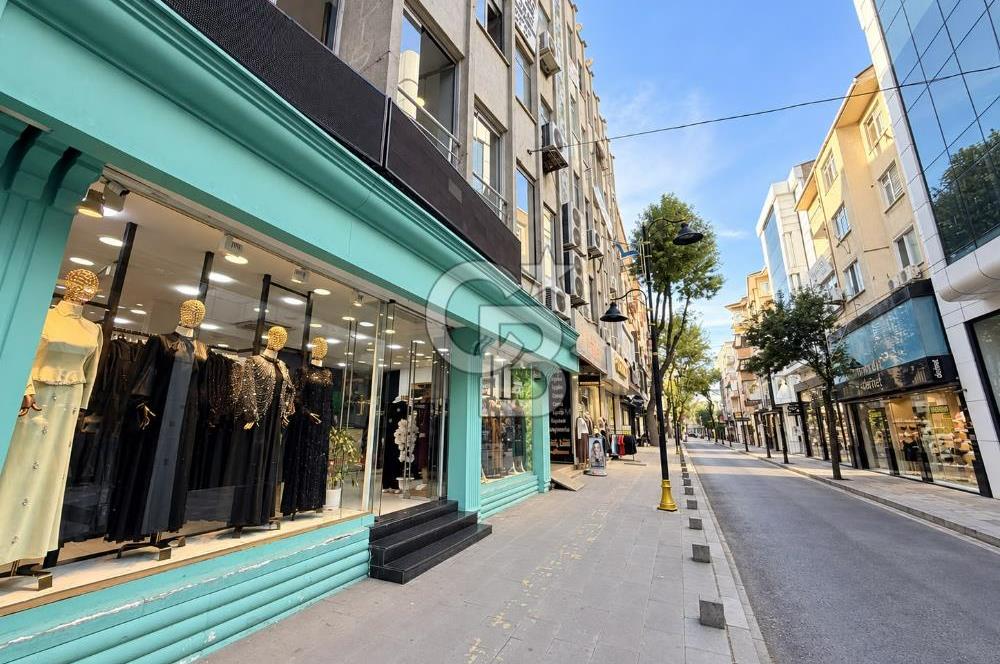 Pendik Çarşının Merkezinde Cadde Cepheli Satılık 4 Dükkân