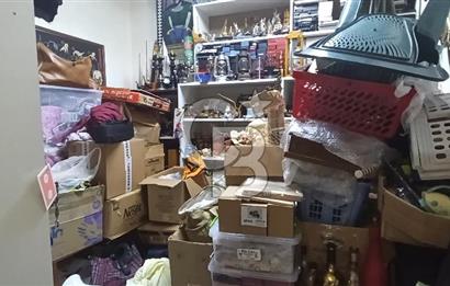 ANA CADDE ÜZERİNDE 200 M2 SATILIK DÜKKAN